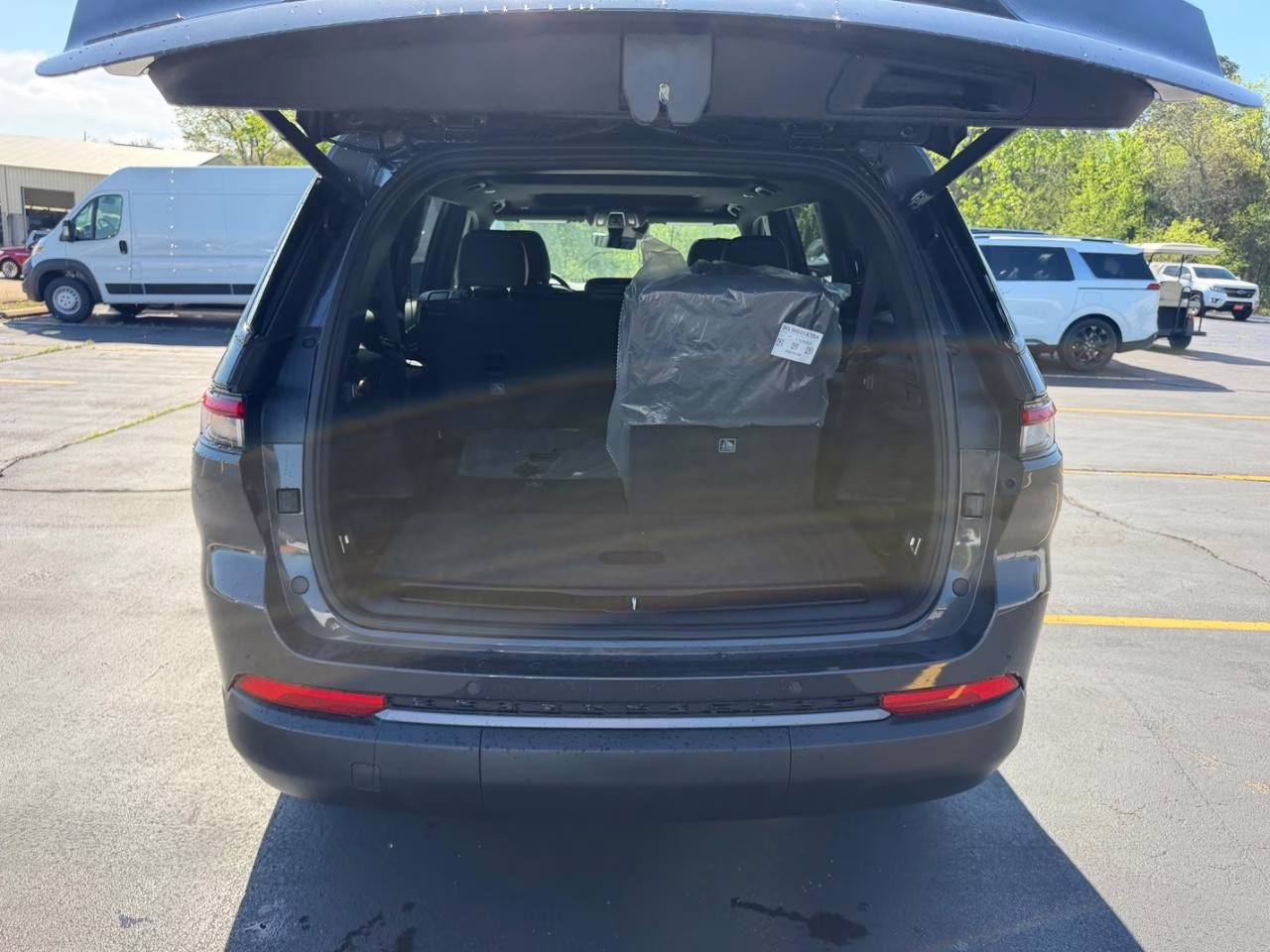 2026 Baltic Gray Metallic Clearcoat Jeep Grand Cherokee L Laredo 4X4 SUV