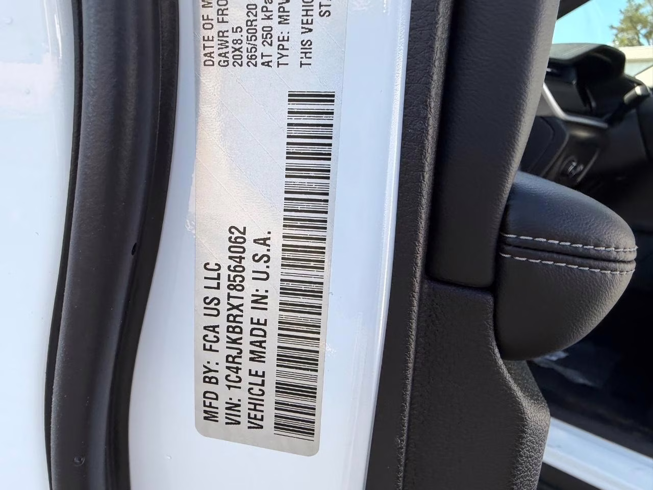 2026 Bright White Clearcoat Jeep Grand Cherokee L Limited 4X4 SUV