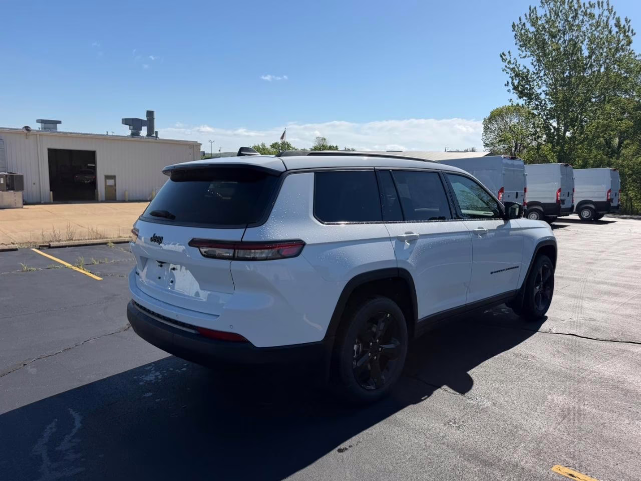 2026 Bright White Clearcoat Jeep Grand Cherokee L Limited 4X4 SUV