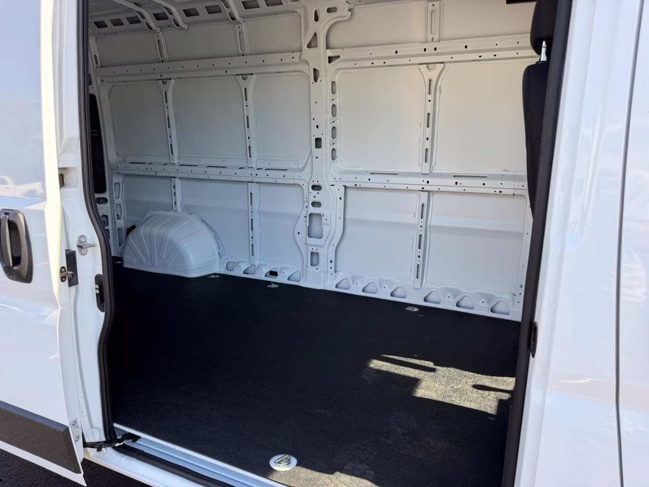 2026 Bright White Clearcoat Ram ProMaster 2500 High Roof FWD Van