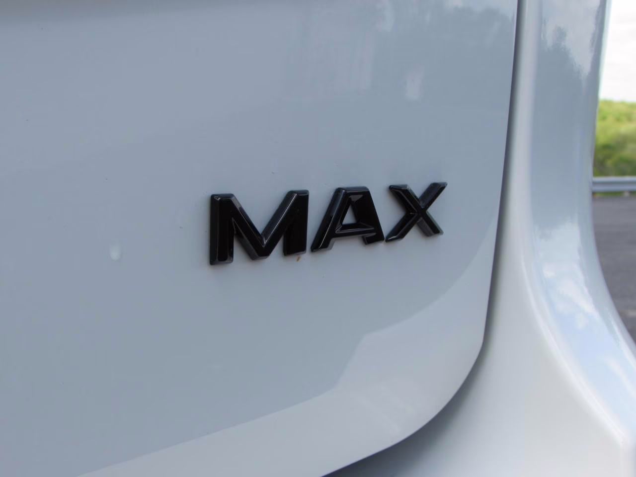 2026 Star White Metallic Tri-Coat Ford Expedition Max Platinum 4X4 SUV