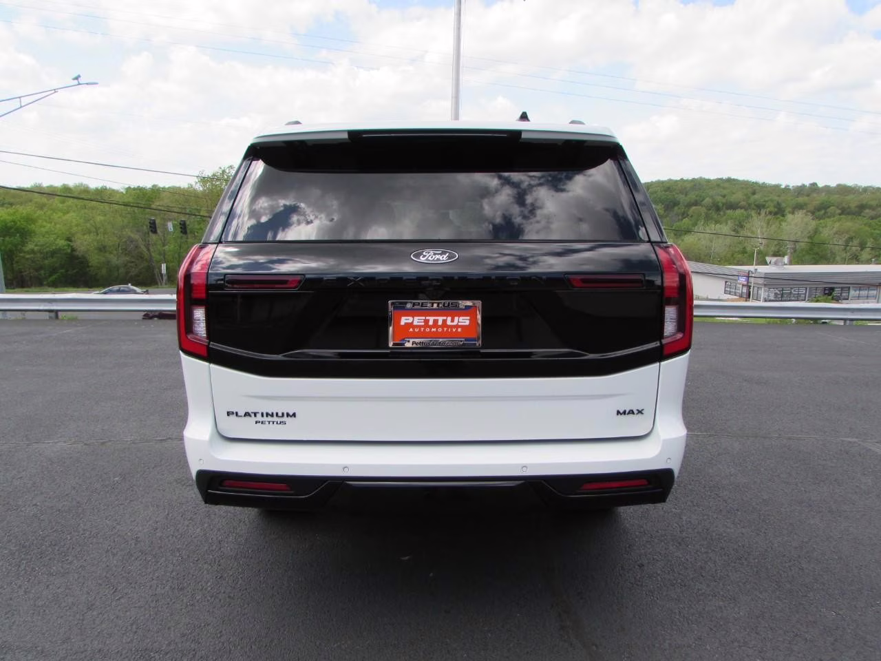 2026 Star White Metallic Tri-Coat Ford Expedition Max Platinum 4X4 SUV