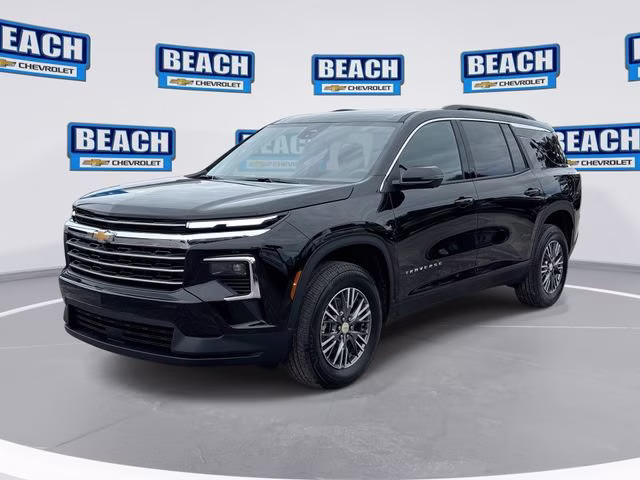 2026 Mosaic Black Metallic Chevrolet Traverse LT FWD SUV