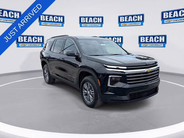 2026 Mosaic Black Metallic Chevrolet Traverse LT FWD SUV