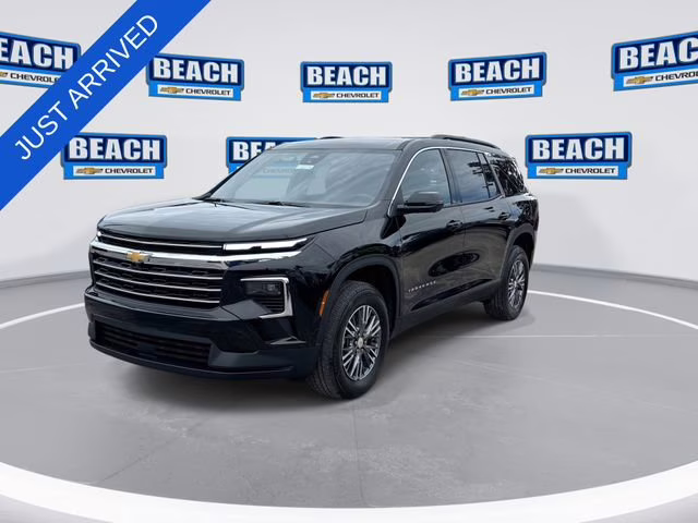 2026 Mosaic Black Metallic Chevrolet Traverse LT FWD SUV