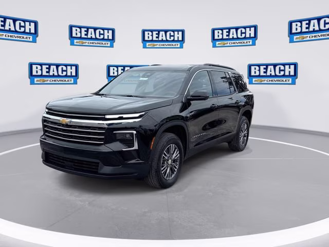 2026 Mosaic Black Metallic Chevrolet Traverse LT FWD SUV