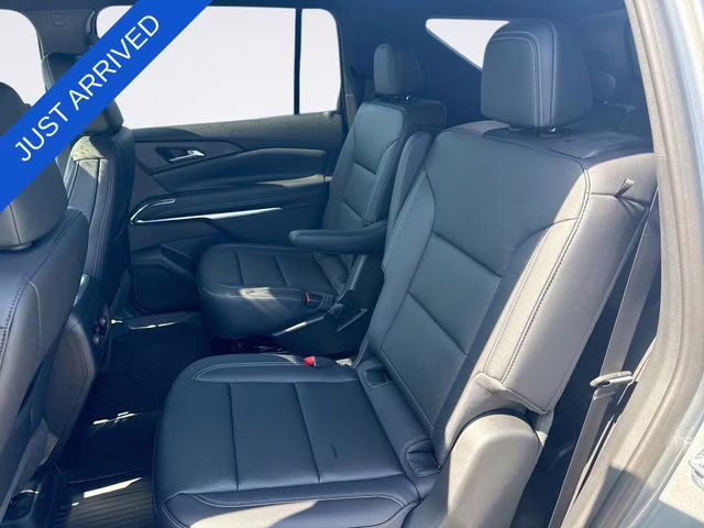 2026 Sterling Gray Metallic Chevrolet Traverse LT FWD SUV