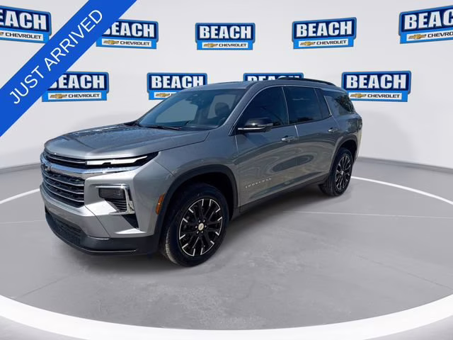 2026 Sterling Gray Metallic Chevrolet Traverse LT FWD SUV
