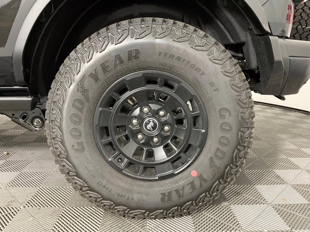 2026 Shadow Ford Bronco Badlands 4X4 SUV