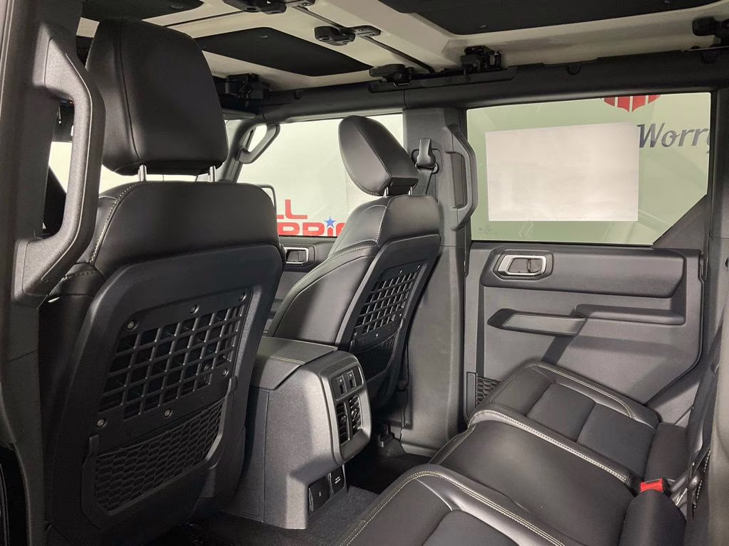 2026 Shadow Ford Bronco Badlands 4X4 SUV