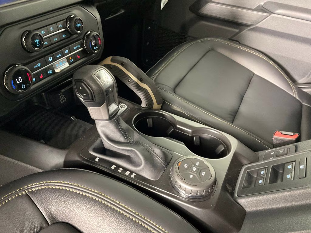 2026 Shadow Ford Bronco Badlands 4X4 SUV