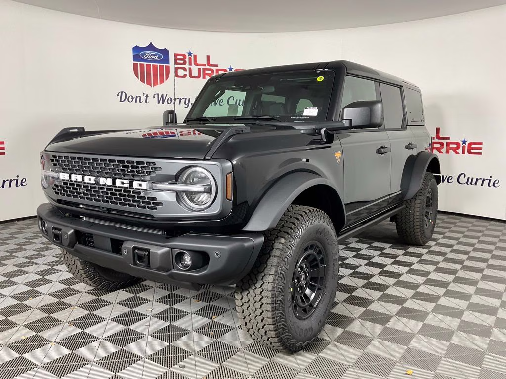 2026 Shadow Ford Bronco Badlands 4X4 SUV