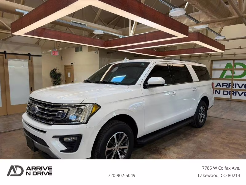 2020 Ford Expedition Max XLT Sport Utility 4D 4X4