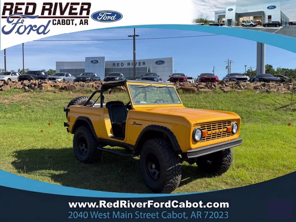 1977 Orange Ford BRONCO Truck