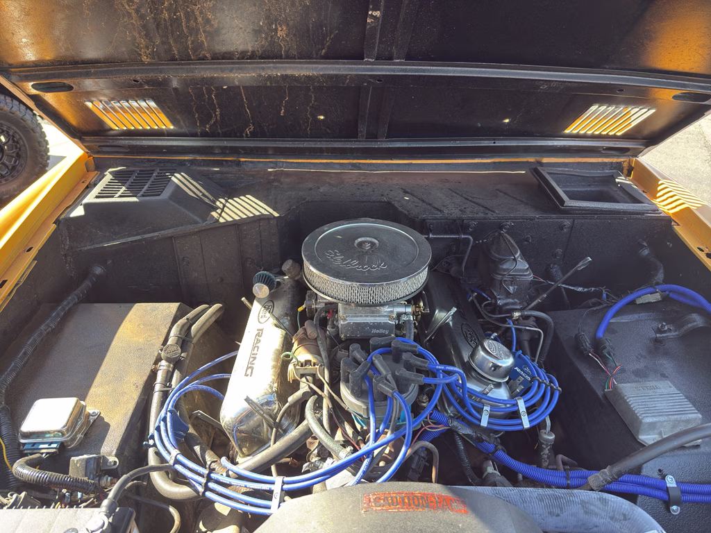 1977 Orange Ford BRONCO Truck