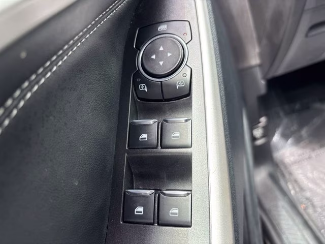 2024 Black Metallic Ford Explorer XLT RWD SUV
