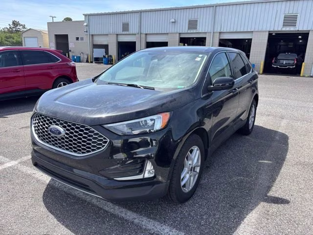 2023 Black Metallic Ford Edge SEL AWD SUV
