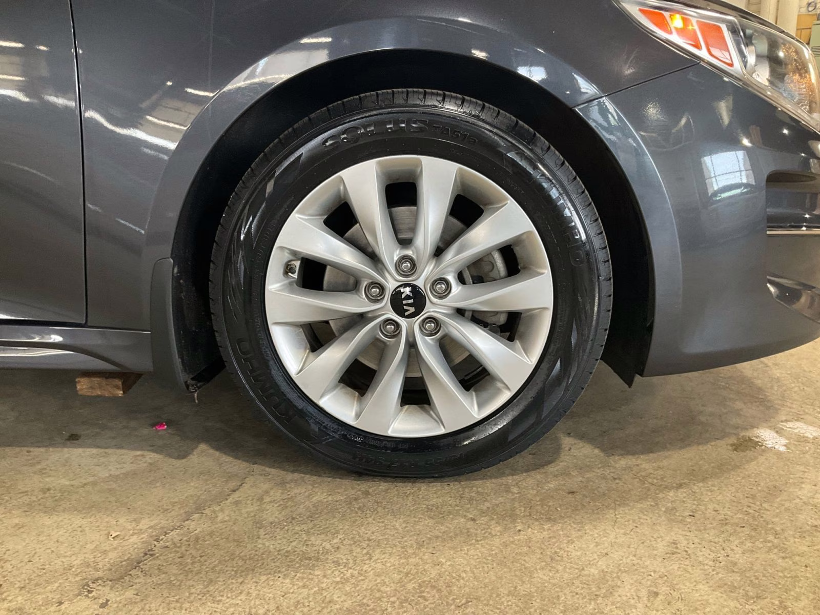 2018 Platinum Graphite Kia Optima EX FWD Sedan