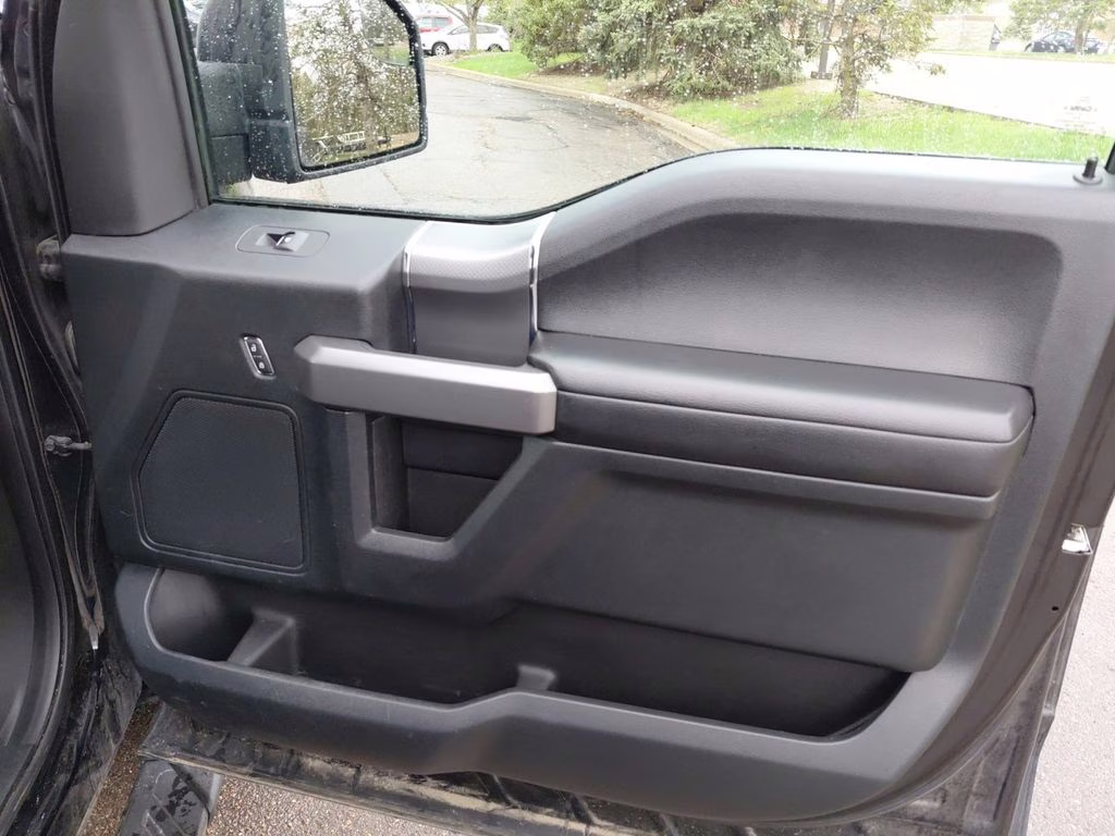 2016 Shadow Black Ford F-150 XLT Sport Appearance Pkg 4X4 Truck