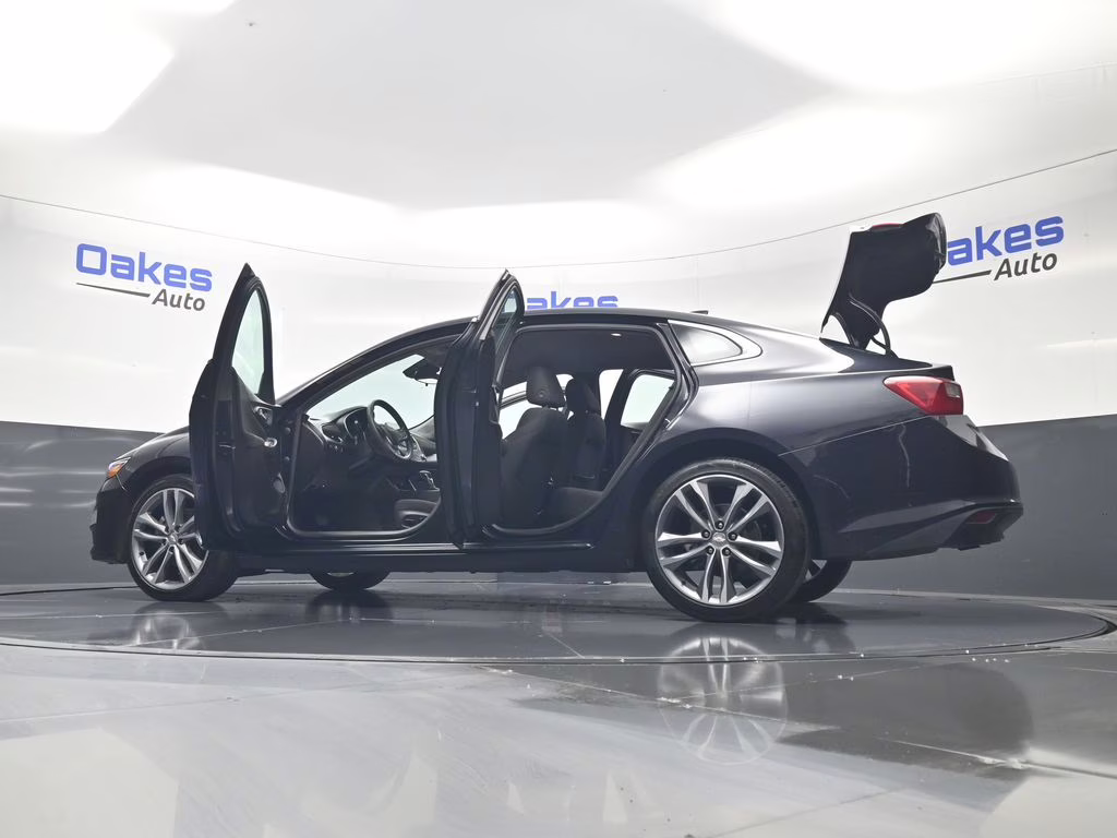 2023 Dark Ash Metallic Chevrolet Malibu LT FWD Sedan