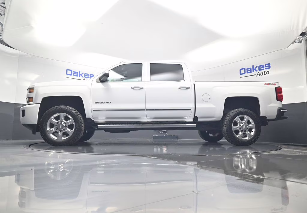 2017 Summit White Chevrolet Silverado 2500HD LTZ 4X4 Truck