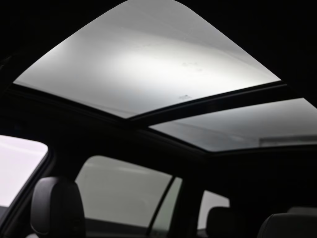 2025 Argent Silver Metallic Cadillac XT6 Premium Luxury FWD SUV