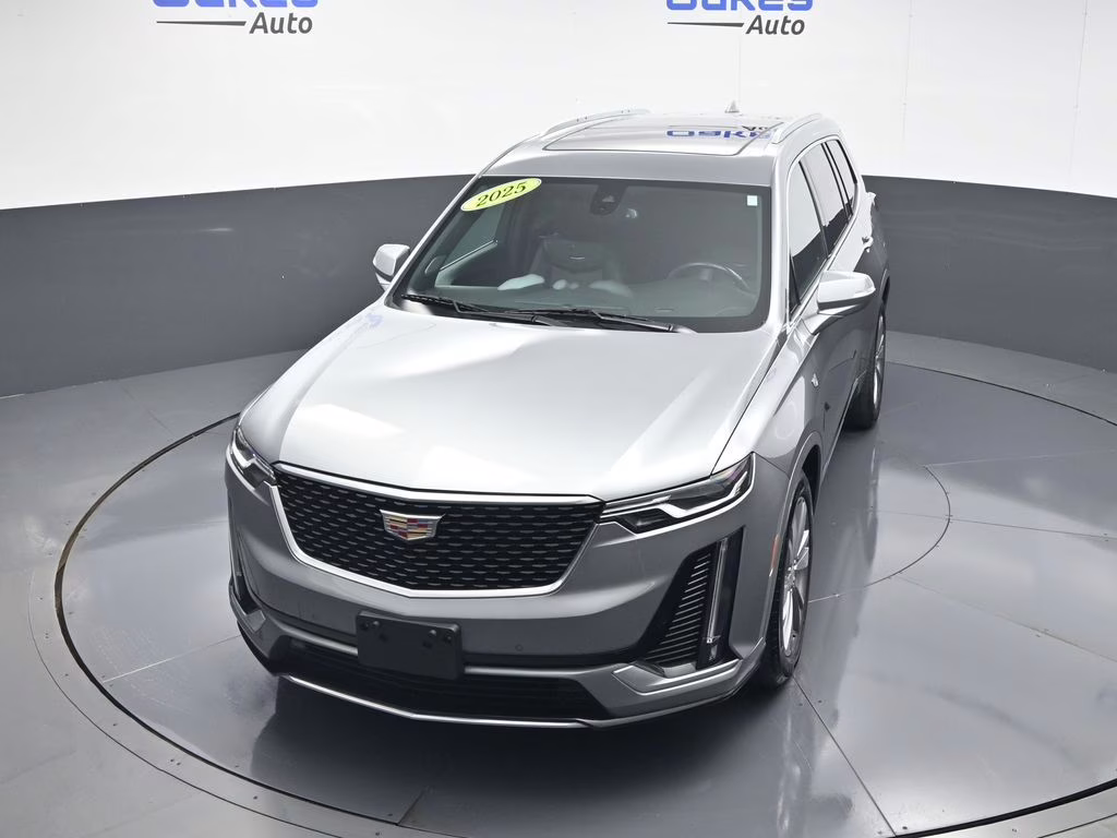 2025 Argent Silver Metallic Cadillac XT6 Premium Luxury FWD SUV
