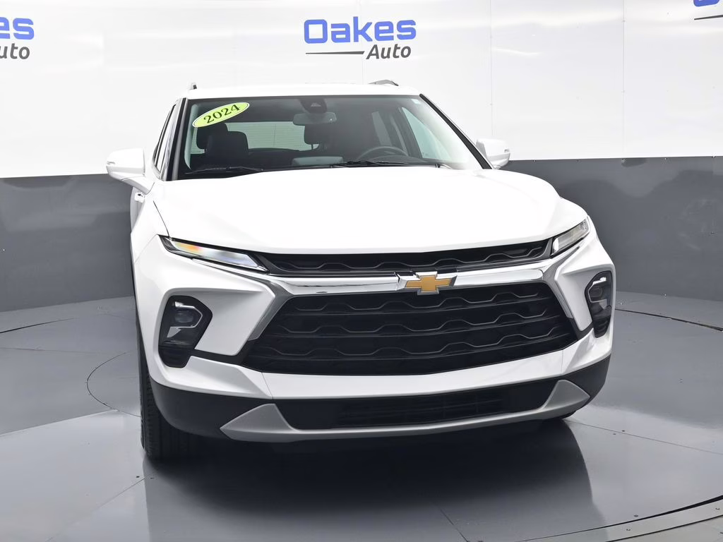 2024 Summit White Chevrolet Blazer LT FWD SUV