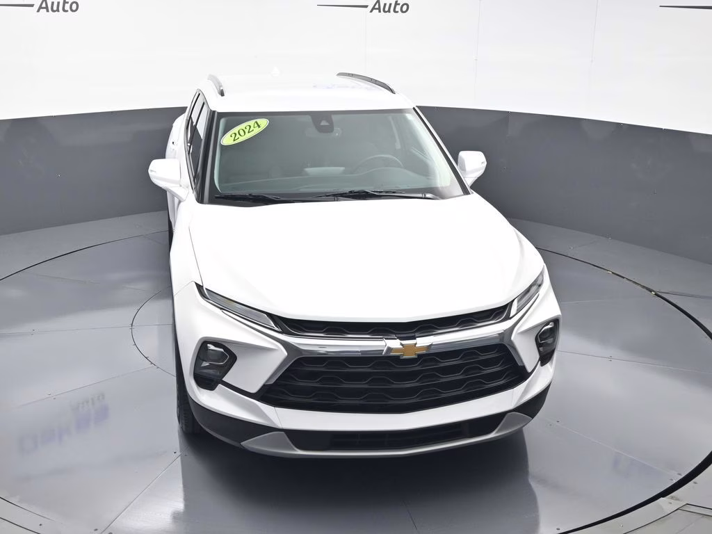 2024 Summit White Chevrolet Blazer LT FWD SUV