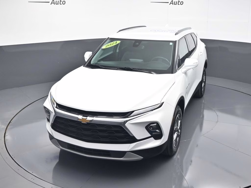 2024 Summit White Chevrolet Blazer LT FWD SUV