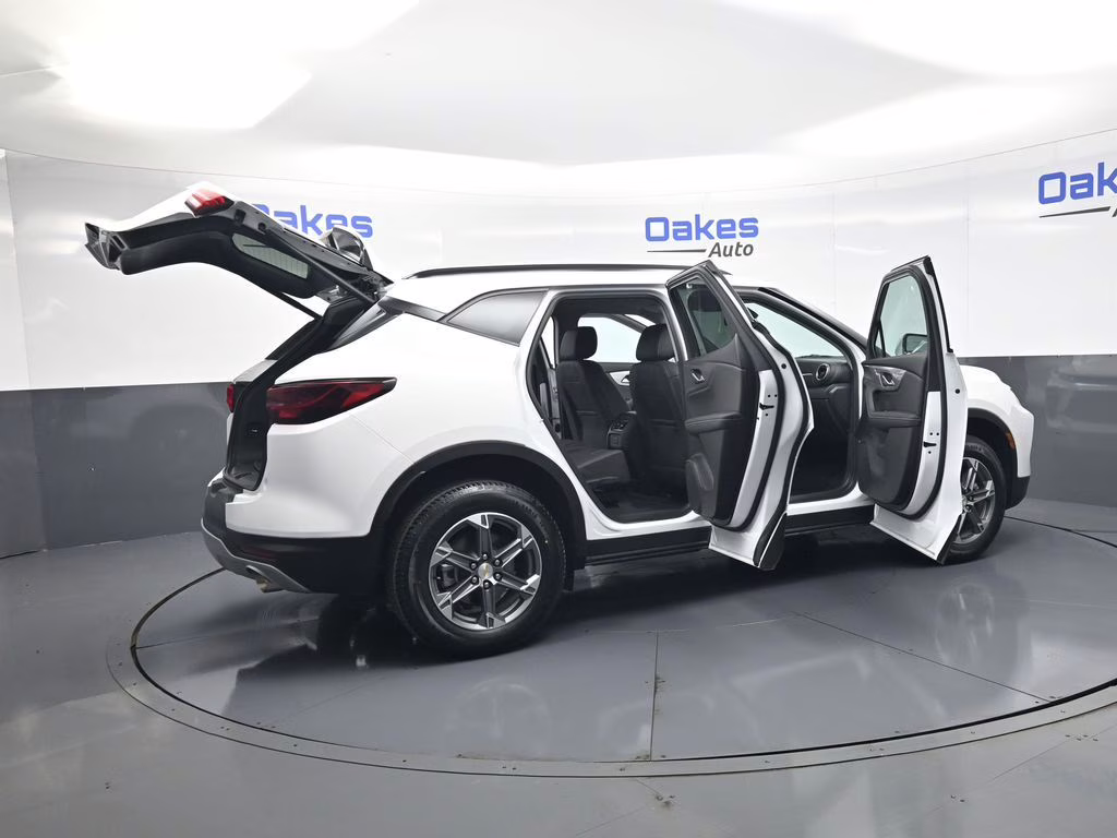 2024 Summit White Chevrolet Blazer LT FWD SUV