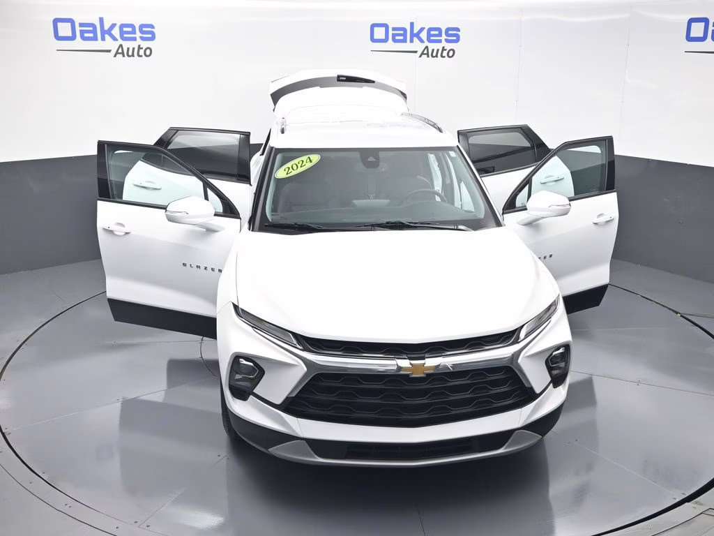2024 Summit White Chevrolet Blazer LT FWD SUV