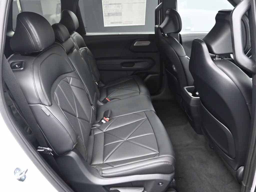 2027 Glacial White Pearl Kia Telluride EX AWD SUV