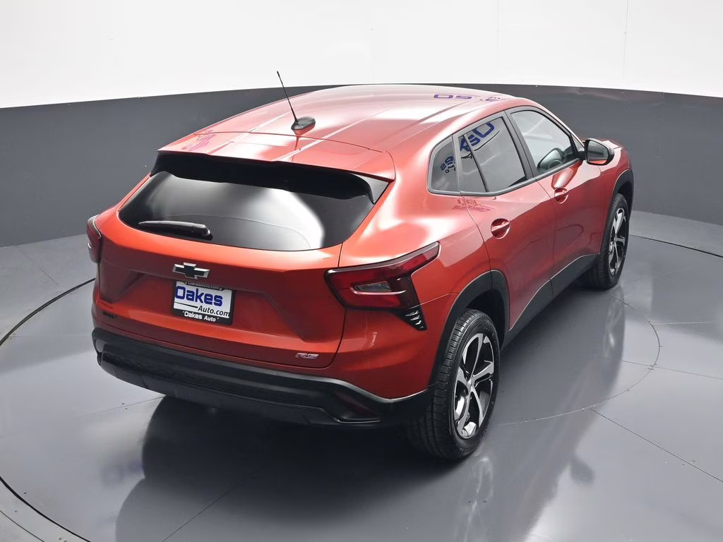 2024 Cayenne Orange Metallic Chevrolet Trax 1RS FWD SUV
