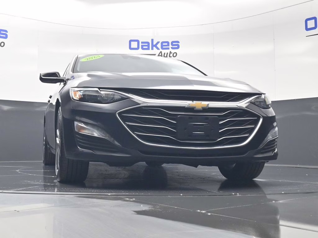 2023 Dark Ash Metallic Chevrolet Malibu LT FWD Sedan