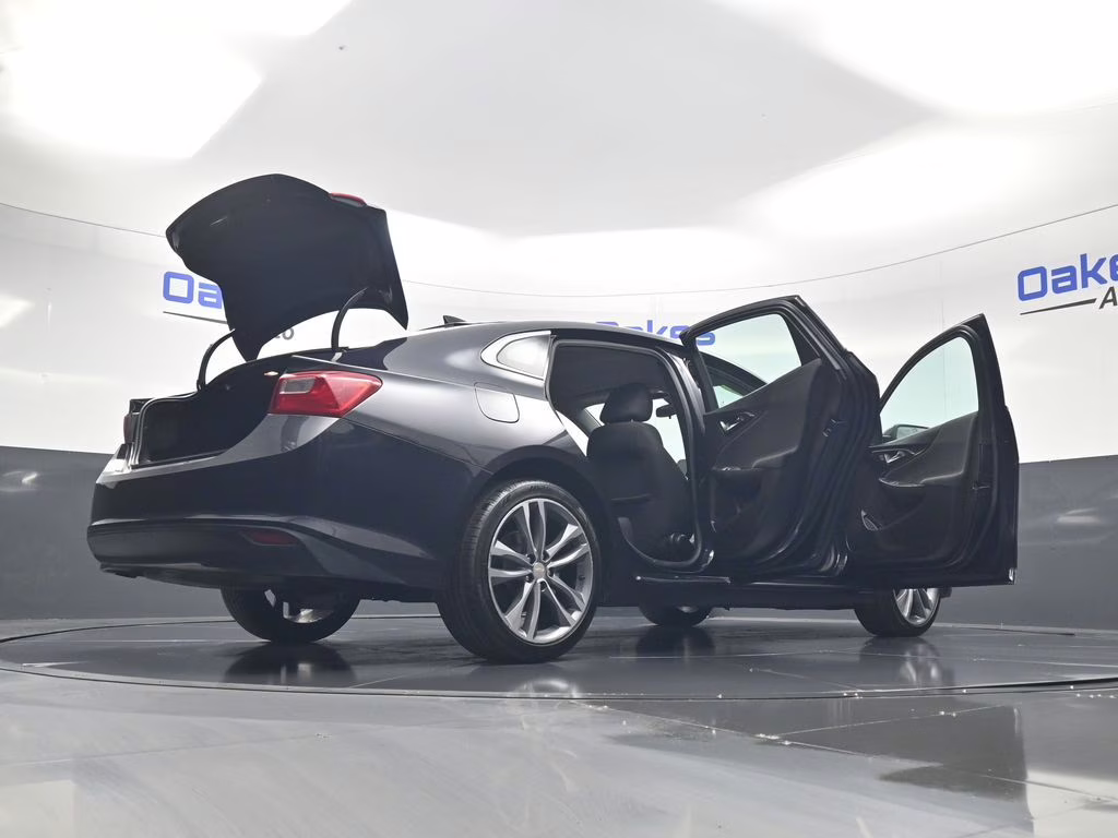 2023 Dark Ash Metallic Chevrolet Malibu LT FWD Sedan
