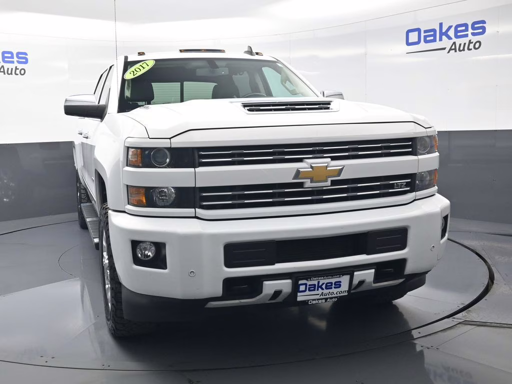2017 Summit White Chevrolet Silverado 2500HD LTZ 4X4 Truck