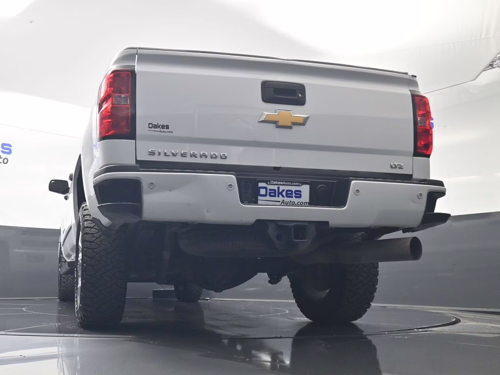 2017 Summit White Chevrolet Silverado 2500HD LTZ 4X4 Truck