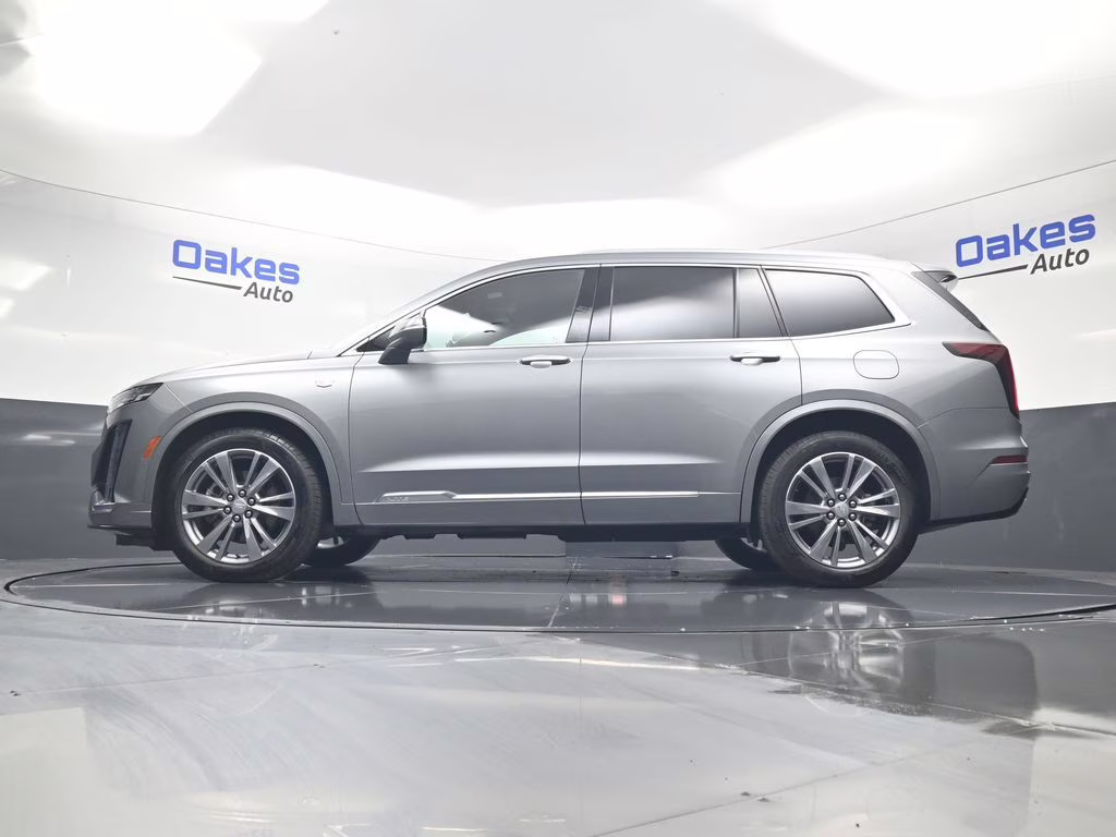2025 Argent Silver Metallic Cadillac XT6 Premium Luxury FWD SUV