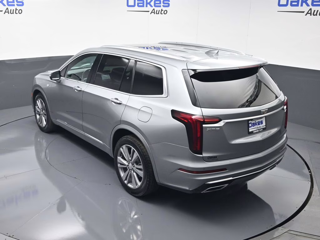 2025 Argent Silver Metallic Cadillac XT6 Premium Luxury FWD SUV