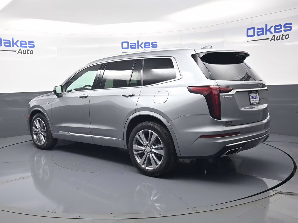 2025 Argent Silver Metallic Cadillac XT6 Premium Luxury FWD SUV