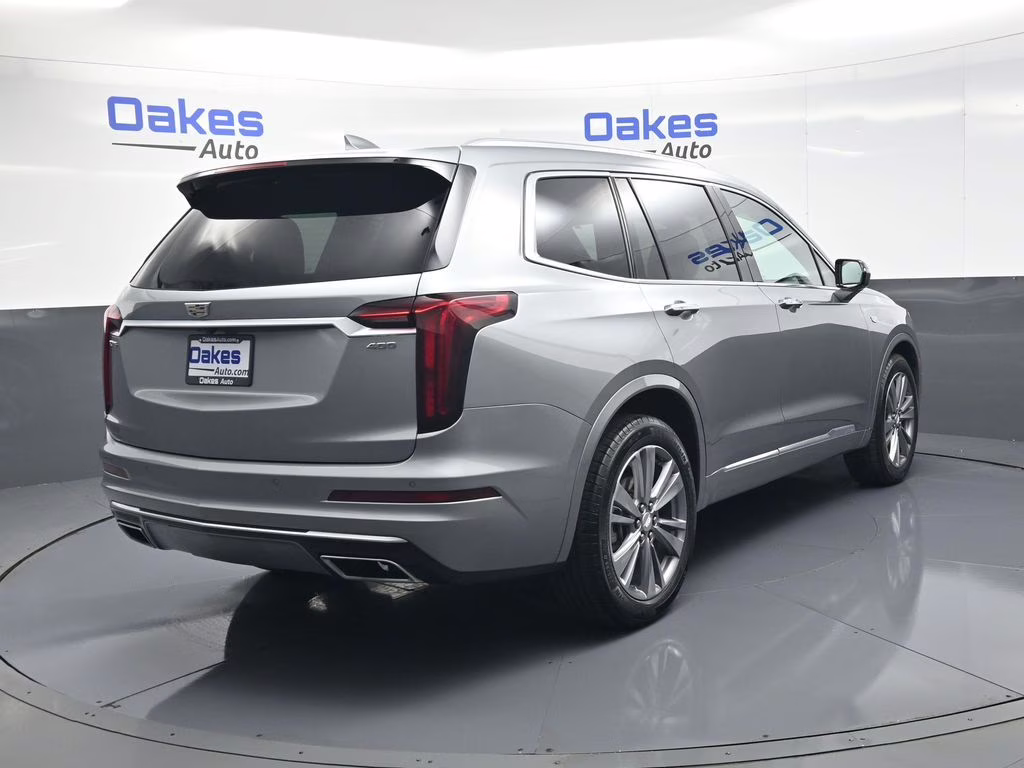 2025 Argent Silver Metallic Cadillac XT6 Premium Luxury FWD SUV