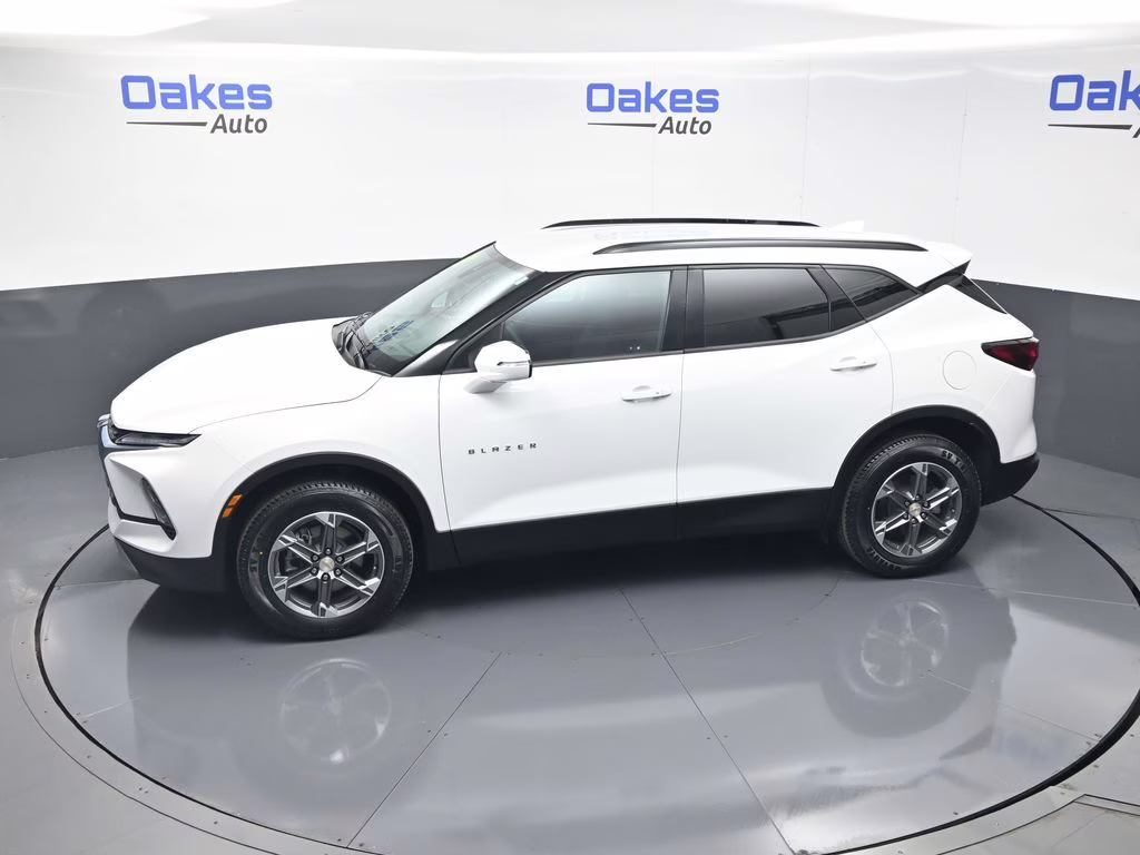 2024 Summit White Chevrolet Blazer LT FWD SUV