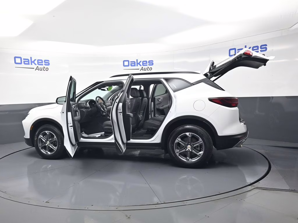 2024 Summit White Chevrolet Blazer LT FWD SUV