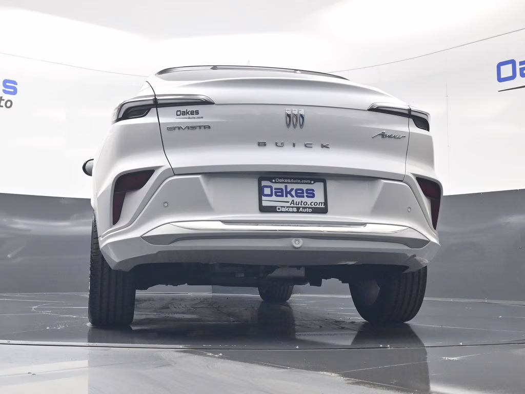 2024 White Frost Tricoat Buick Envista Avenir FWD SUV