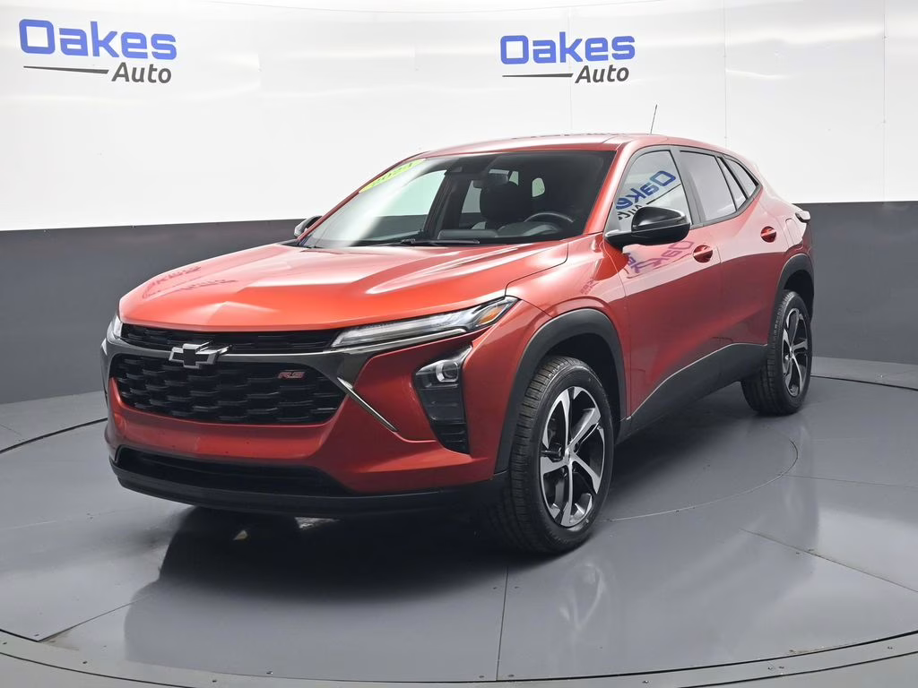 2024 Cayenne Orange Metallic Chevrolet Trax 1RS FWD SUV