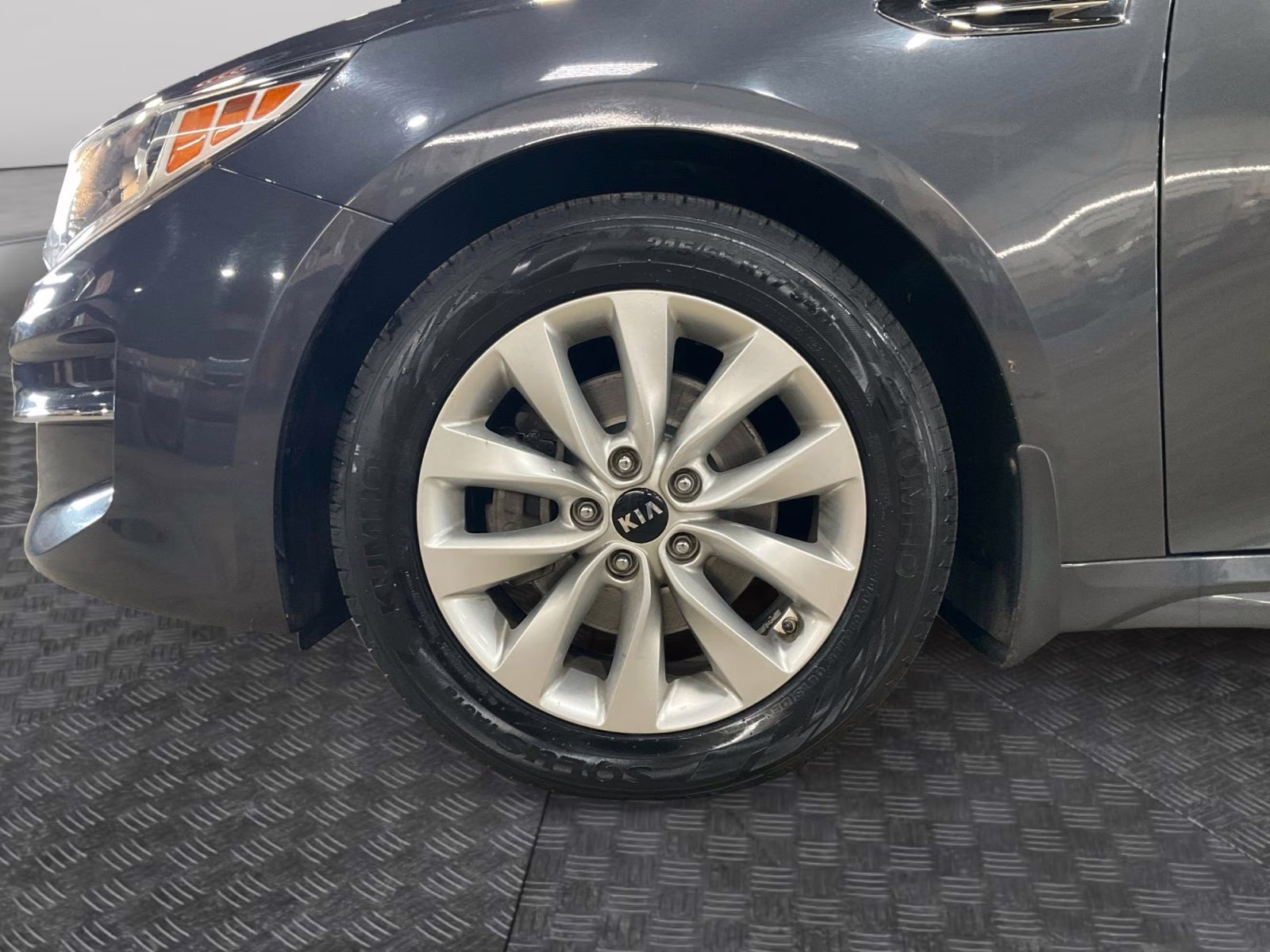 2018 Platinum Graphite Kia Optima EX FWD Sedan