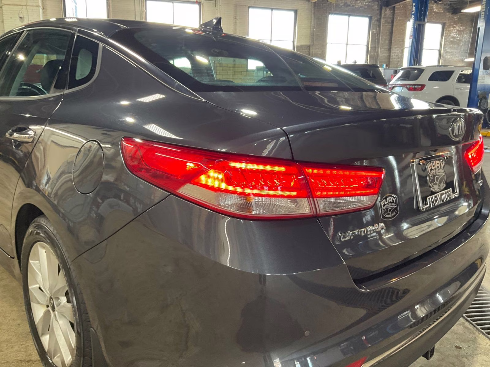 2018 Platinum Graphite Kia Optima EX FWD Sedan