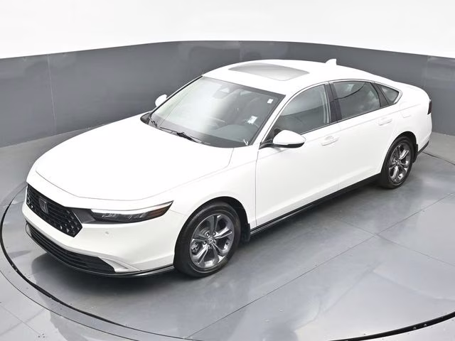 2023 White Honda Accord Hybrid EX-L FWD Sedan