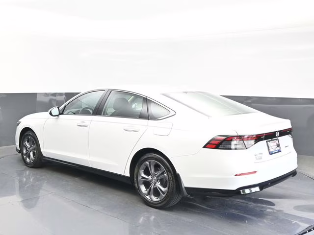 2023 White Honda Accord Hybrid EX-L FWD Sedan
